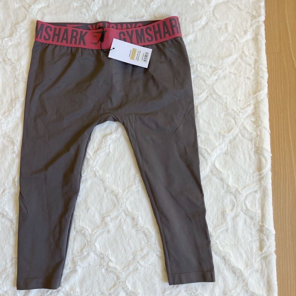 Gymshark cropped compression leggings